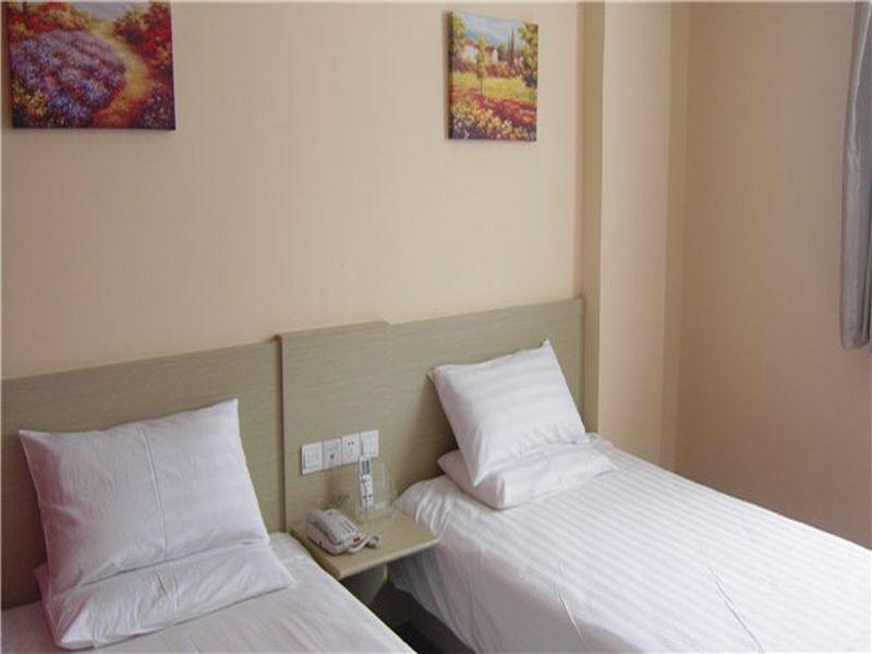Hanting Express Sanya The First Market Branch Hotel Eksteriør bilde